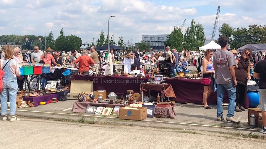 Goegekregen Rommelmarkt Spoor Oost